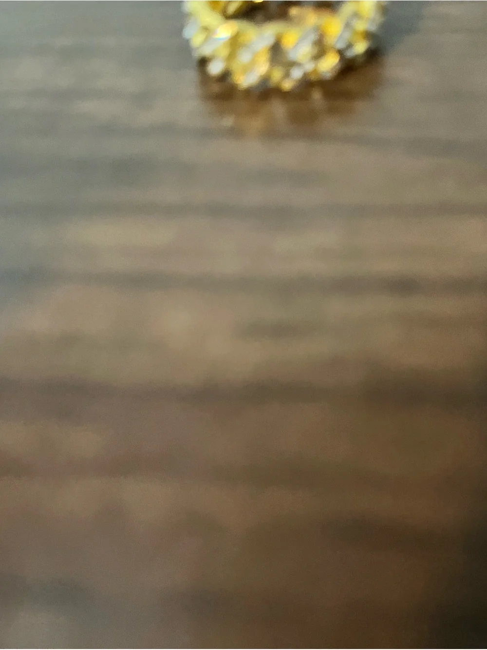 N/A elegant gold